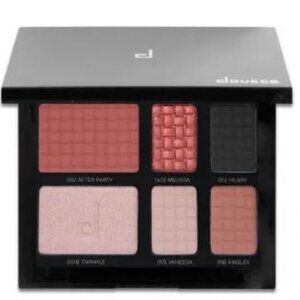 DOUCCE ON THE GO SHADOW/BLUSH/HIGHLIGHTER PALETTE SEALED
